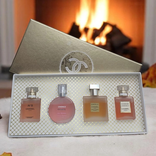 Chanel - Mini Perfume Set ©